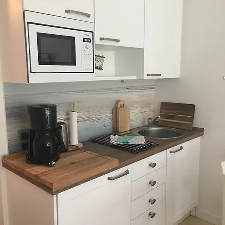 Ostseekoje Timmendorfer , Parkplatz , 100 M Zum Appartement Timmendorfer Strand